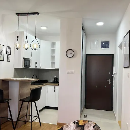 Charlie Private Parking Apartment *